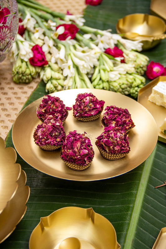 AANGAN PEDESTAL PLATTER